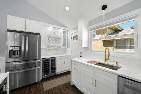 7954 South Kedvale Avenue Chicago IL 60652