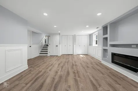 7954 South Kedvale Avenue Chicago IL 60652