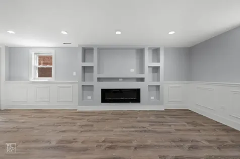 7954 South Kedvale Avenue Chicago IL 60652