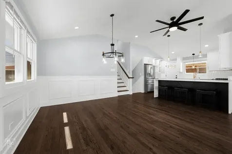 7954 South Kedvale Avenue Chicago IL 60652