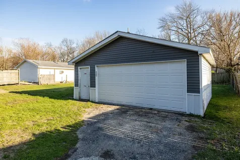 745 East Dayton Court Godley IL 60407