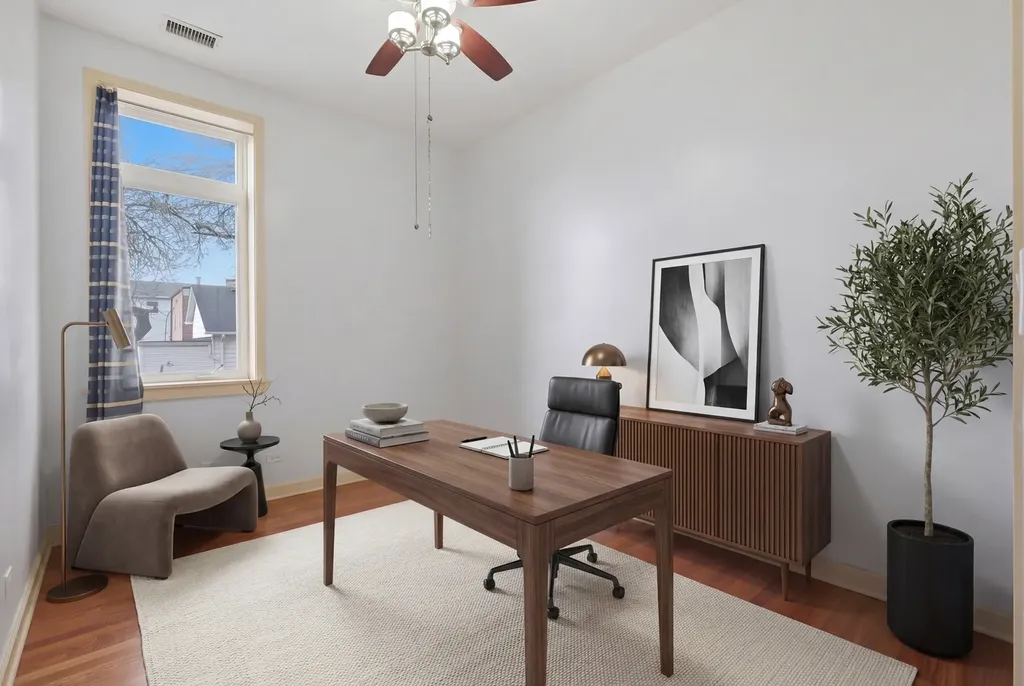 2843 South Wells Street Chicago IL 60616