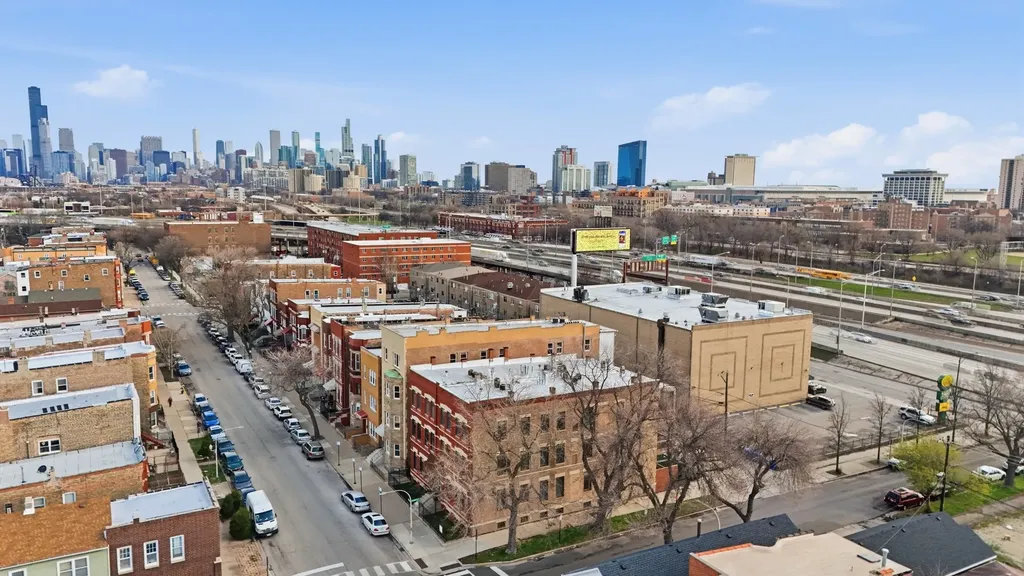 2843 South Wells Street Chicago IL 60616