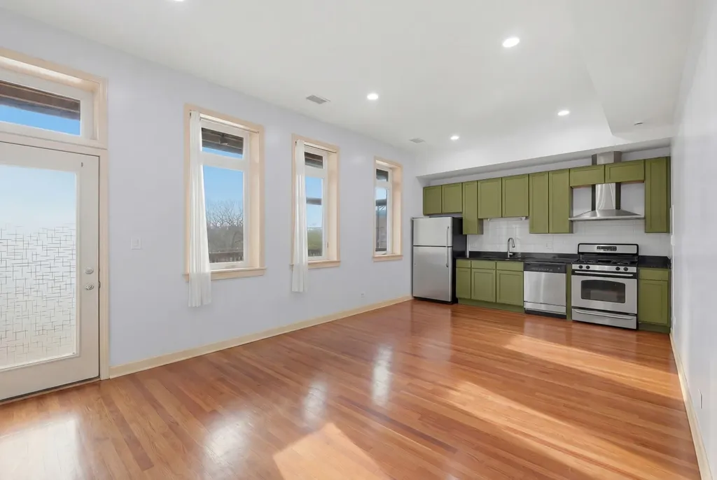 2843 South Wells Street Chicago IL 60616