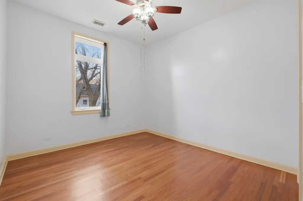 2843 South Wells Street Chicago IL 60616