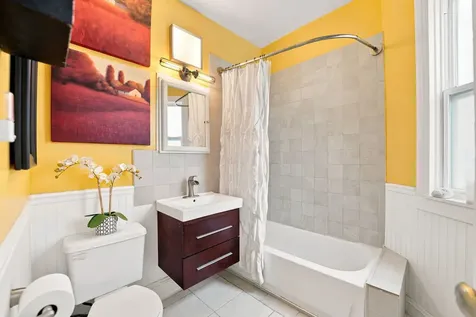 7439 South Ellis Avenue Chicago IL 60619