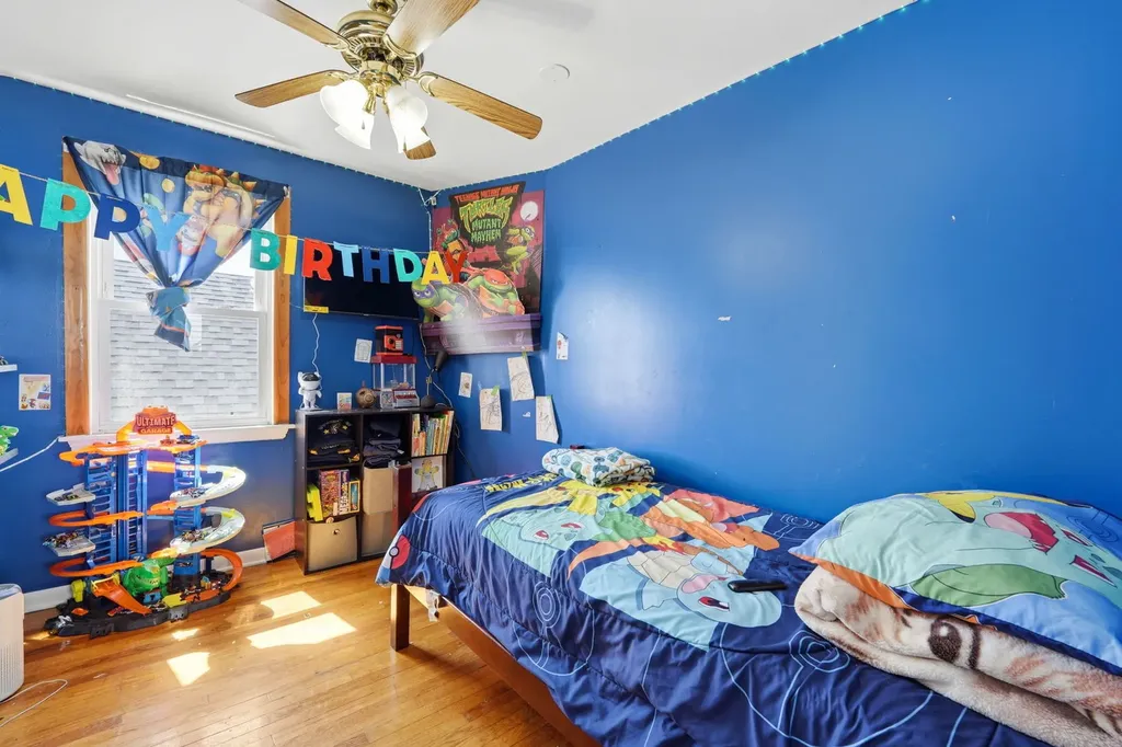 3135 North Kilbourn Avenue Chicago IL 60641