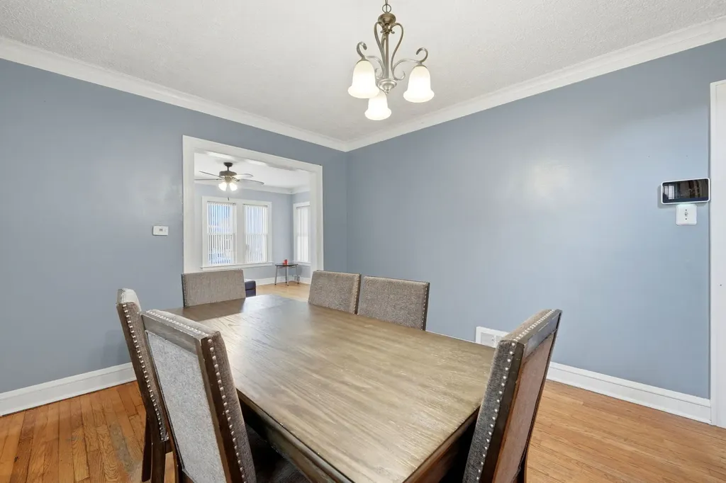 3135 North Kilbourn Avenue Chicago IL 60641