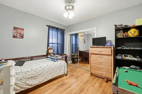 3135 North Kilbourn Avenue Chicago IL 60641