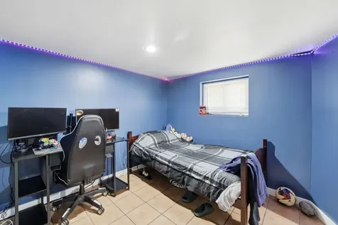 3135 North Kilbourn Avenue Chicago IL 60641