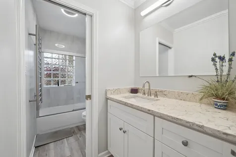 459 East Ridge Avenue Elmhurst IL 60126