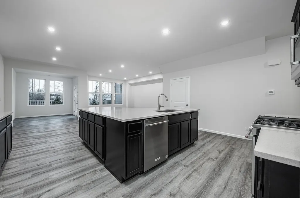 535 Watercress Drive Aurora IL 60504