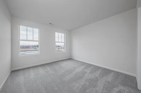 535 Watercress Drive Aurora IL 60504