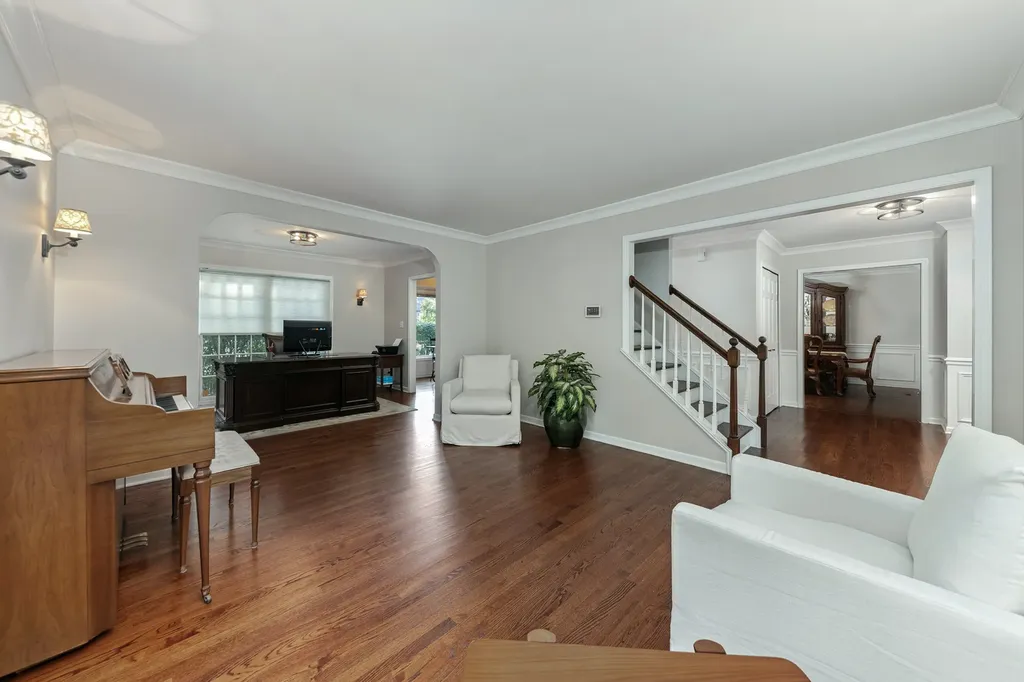1177 Kenilworth Circle Naperville IL 60540