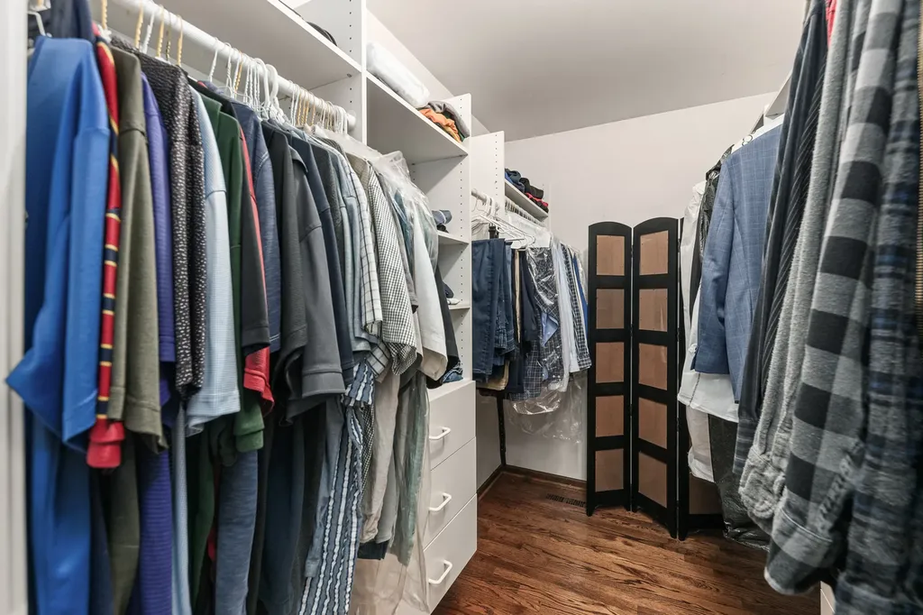 1177 Kenilworth Circle Naperville IL 60540