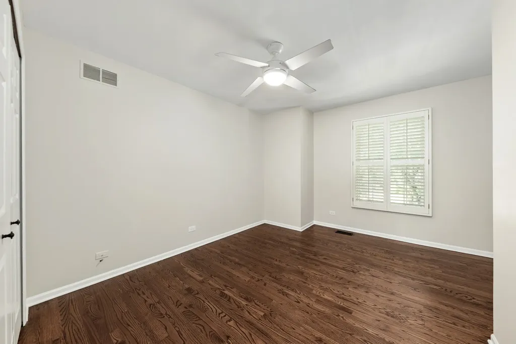 1177 Kenilworth Circle Naperville IL 60540