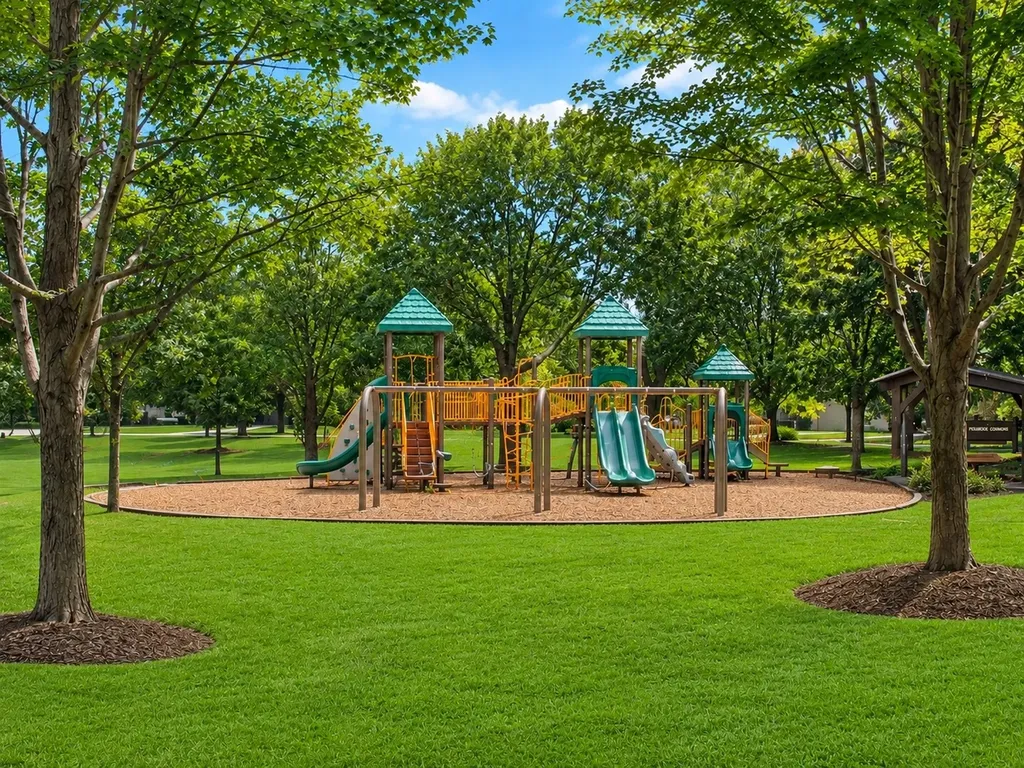1177 Kenilworth Circle Naperville IL 60540