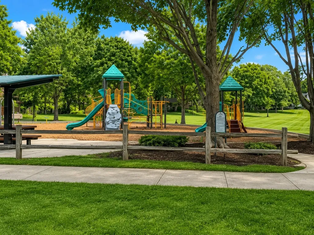 1177 Kenilworth Circle Naperville IL 60540