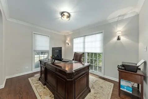 1177 Kenilworth Circle Naperville IL 60540
