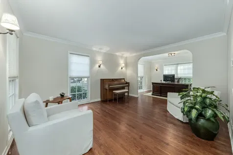 1177 Kenilworth Circle Naperville IL 60540