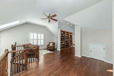 1177 Kenilworth Circle Naperville IL 60540
