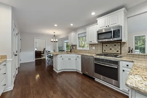 1177 Kenilworth Circle Naperville IL 60540