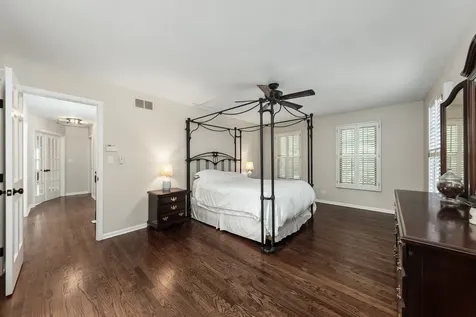 1177 Kenilworth Circle Naperville IL 60540
