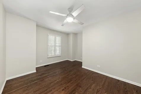 1177 Kenilworth Circle Naperville IL 60540