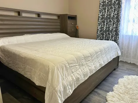 9355 Landings Lane Des Plaines IL 60016