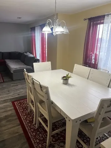 9355 Landings Lane Des Plaines IL 60016