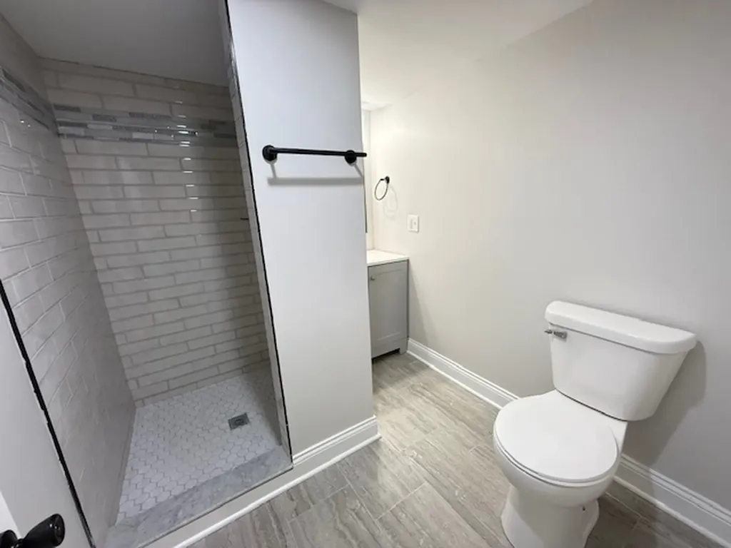 7045 South Prairie Avenue Chicago IL 60637