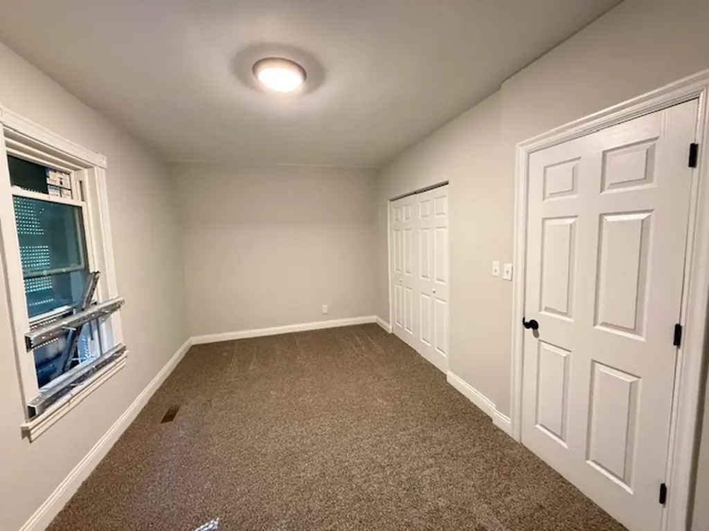 7045 South Prairie Avenue Chicago IL 60637