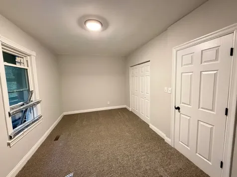7045 South Prairie Avenue Chicago IL 60637