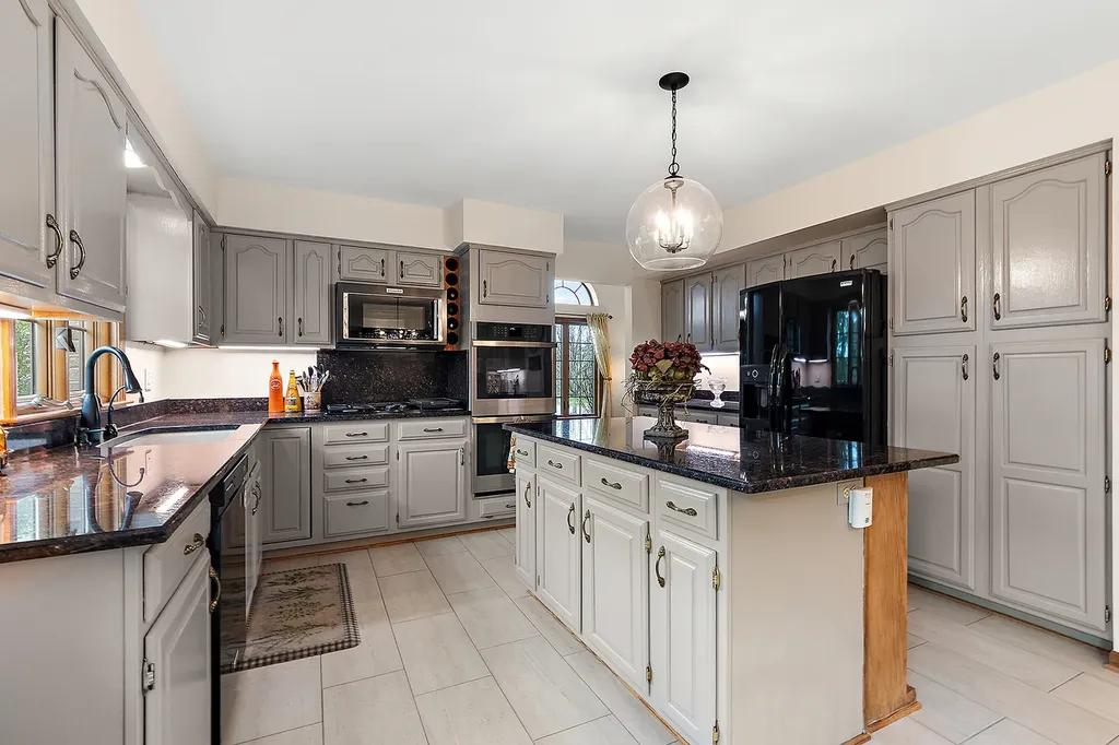 10711 Landings Drive Orland Park IL 60467