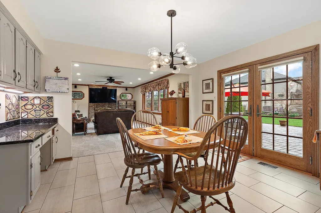 10711 Landings Drive Orland Park IL 60467
