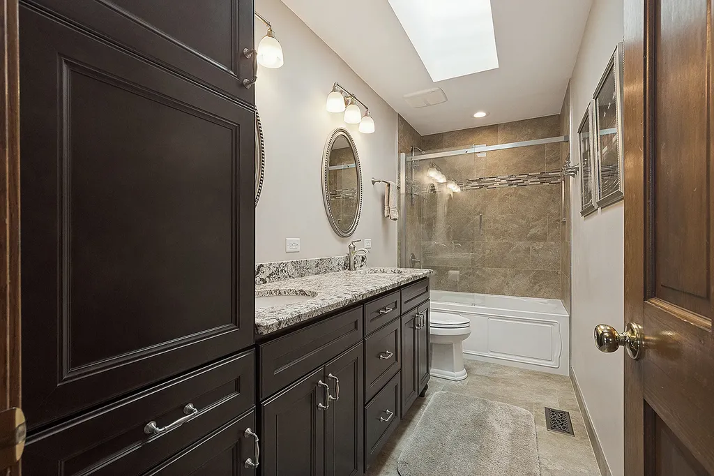 10711 Landings Drive Orland Park IL 60467