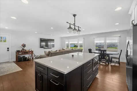 1230 Greenwood Court Deerfield IL 60015