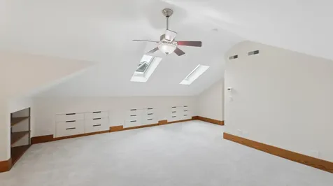 407 North Pine Avenue Arlington Heights IL 60004