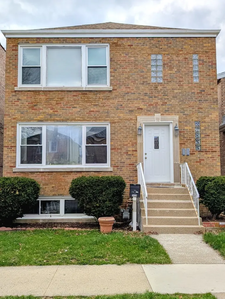 1628 Euclid Avenue Berwyn IL 60402