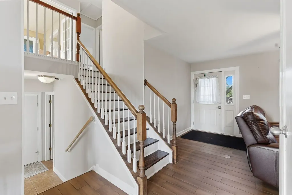 1240 Foxcroft Drive Aurora IL 60506