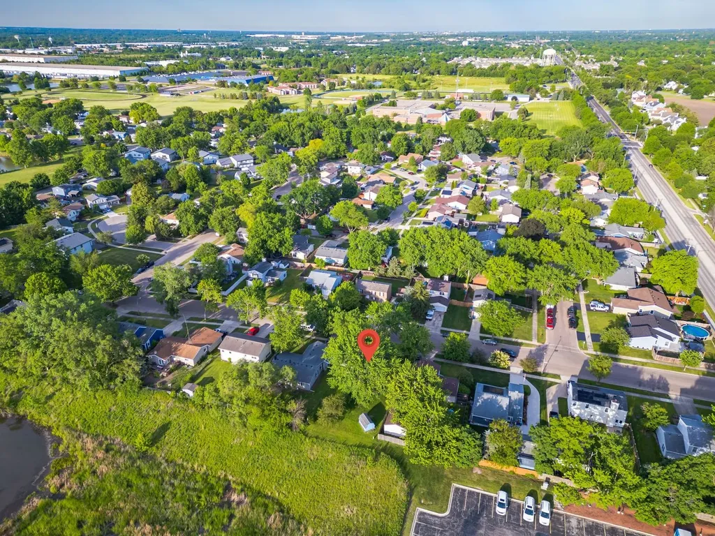 1240 Foxcroft Drive Aurora IL 60506