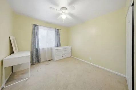 1240 Foxcroft Drive Aurora IL 60506
