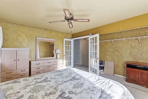 1240 Foxcroft Drive Aurora IL 60506