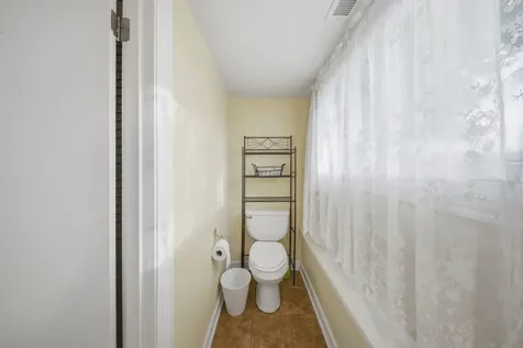 1240 Foxcroft Drive Aurora IL 60506