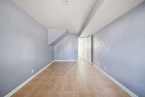 1240 Foxcroft Drive Aurora IL 60506