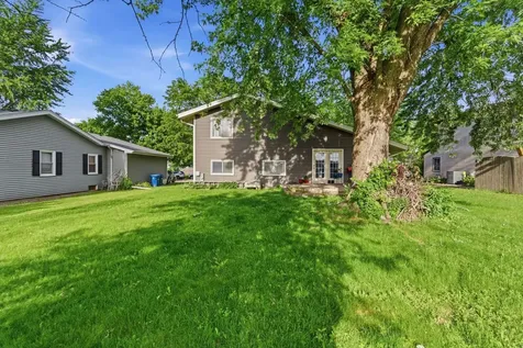 1240 Foxcroft Drive Aurora IL 60506