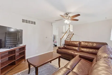 1240 Foxcroft Drive Aurora IL 60506