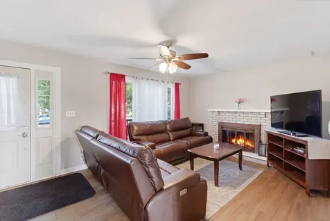 1240 Foxcroft Drive Aurora IL 60506