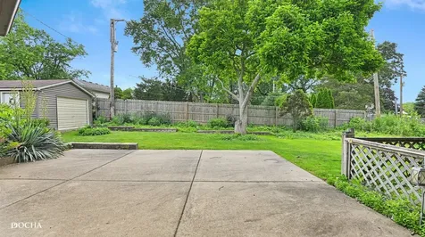 2101 North Center Street Crest Hill IL 60403