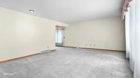 2101 North Center Street Crest Hill IL 60403